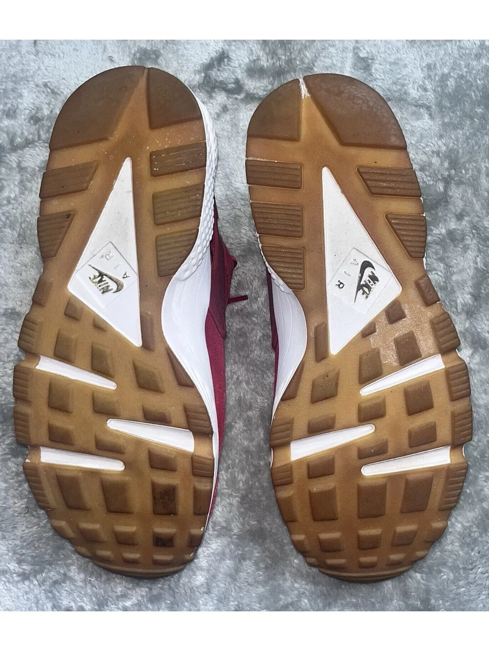 Nike Air Huarache Run SD University Red Gum Sole AA0524-601 Mens 9.5